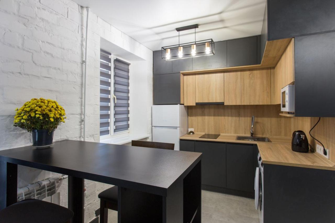 Apartment on 23 Serpnya Kharkiv Bagian luar foto