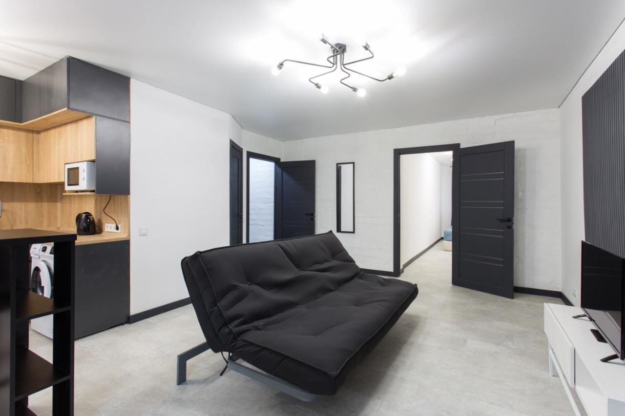 Apartment on 23 Serpnya Kharkiv Bagian luar foto