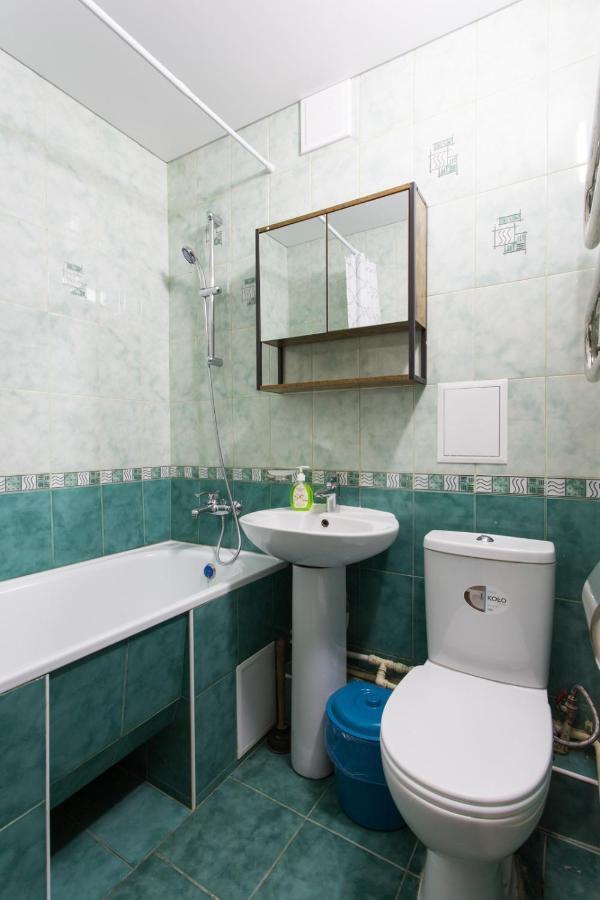Apartment on 23 Serpnya Kharkiv Bagian luar foto
