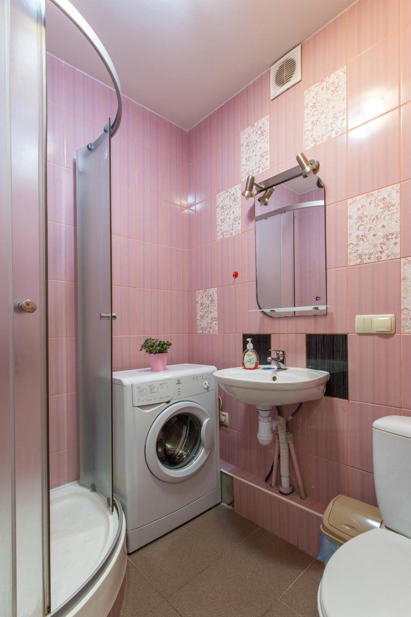 Apartment on 23 Serpnya Kharkiv Bagian luar foto