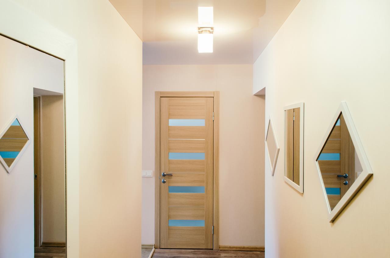 Apartment on 23 Serpnya Kharkiv Bagian luar foto